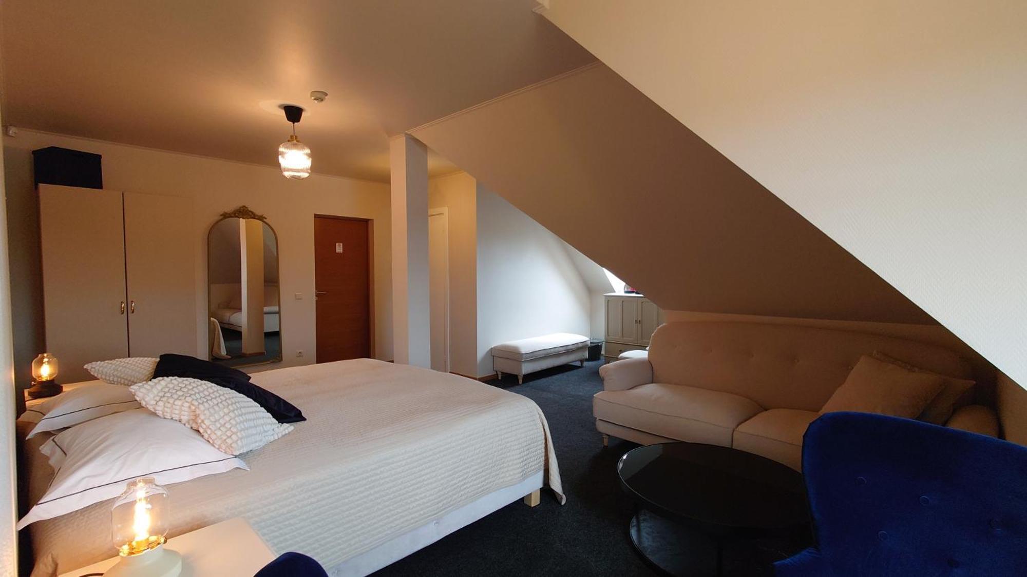 Guesthouse Cetri Veji Turkalne Zewnętrze zdjęcie