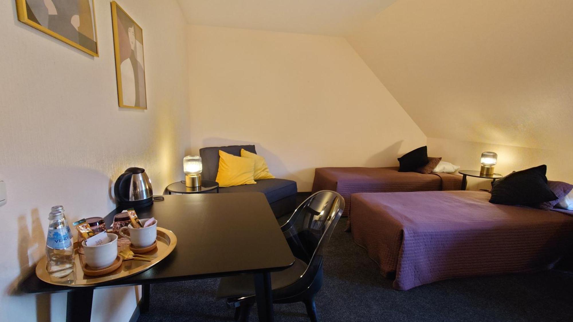 Guesthouse Cetri Veji Turkalne Zewnętrze zdjęcie