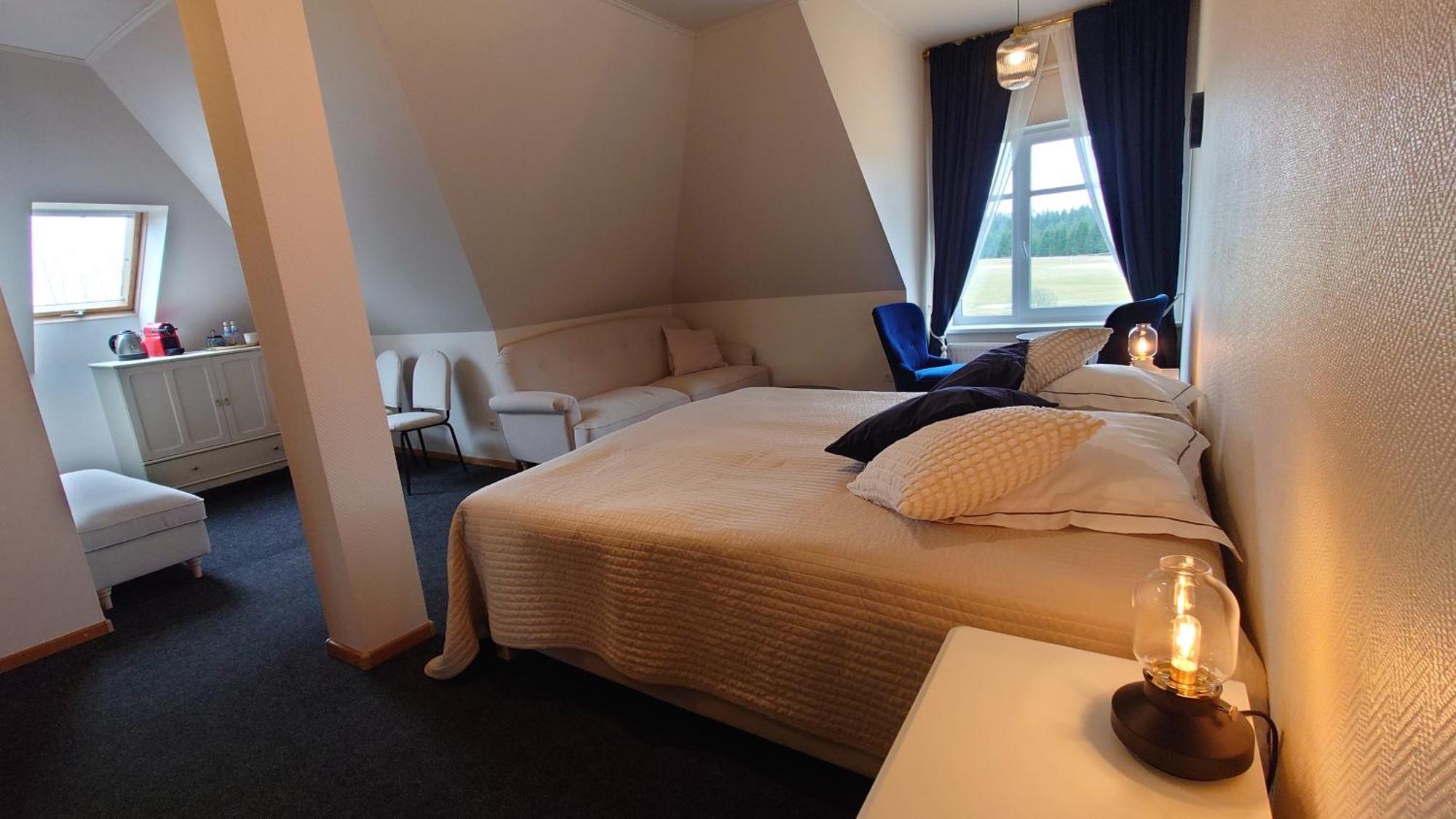 Guesthouse Cetri Veji Turkalne Zewnętrze zdjęcie