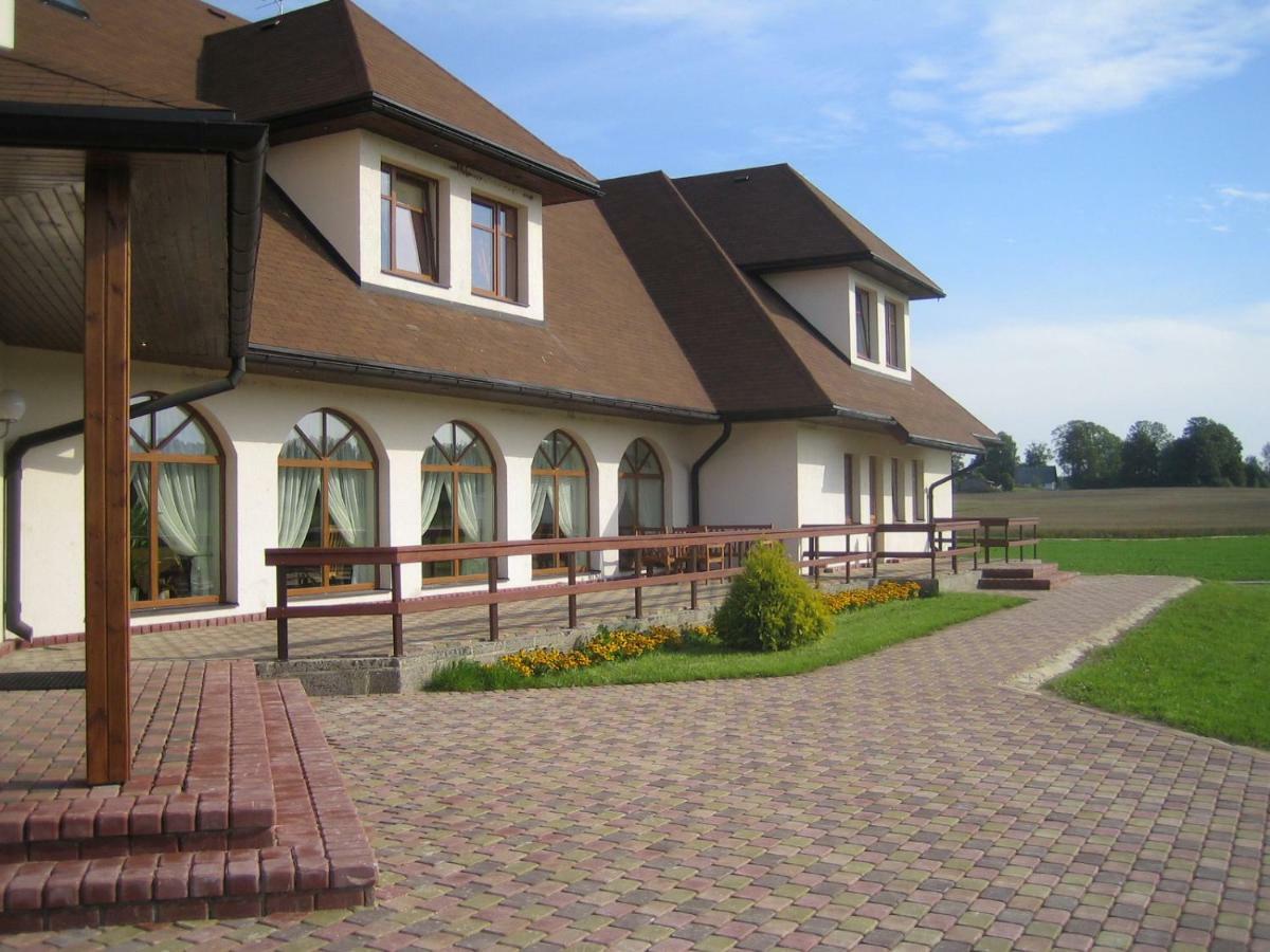 Guesthouse Cetri Veji Turkalne Zewnętrze zdjęcie